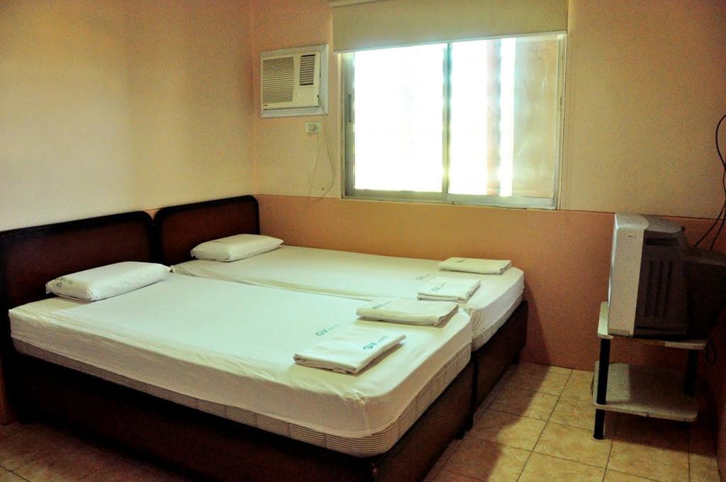 Gv Hotel - Camiguin Mambajao Chambre photo